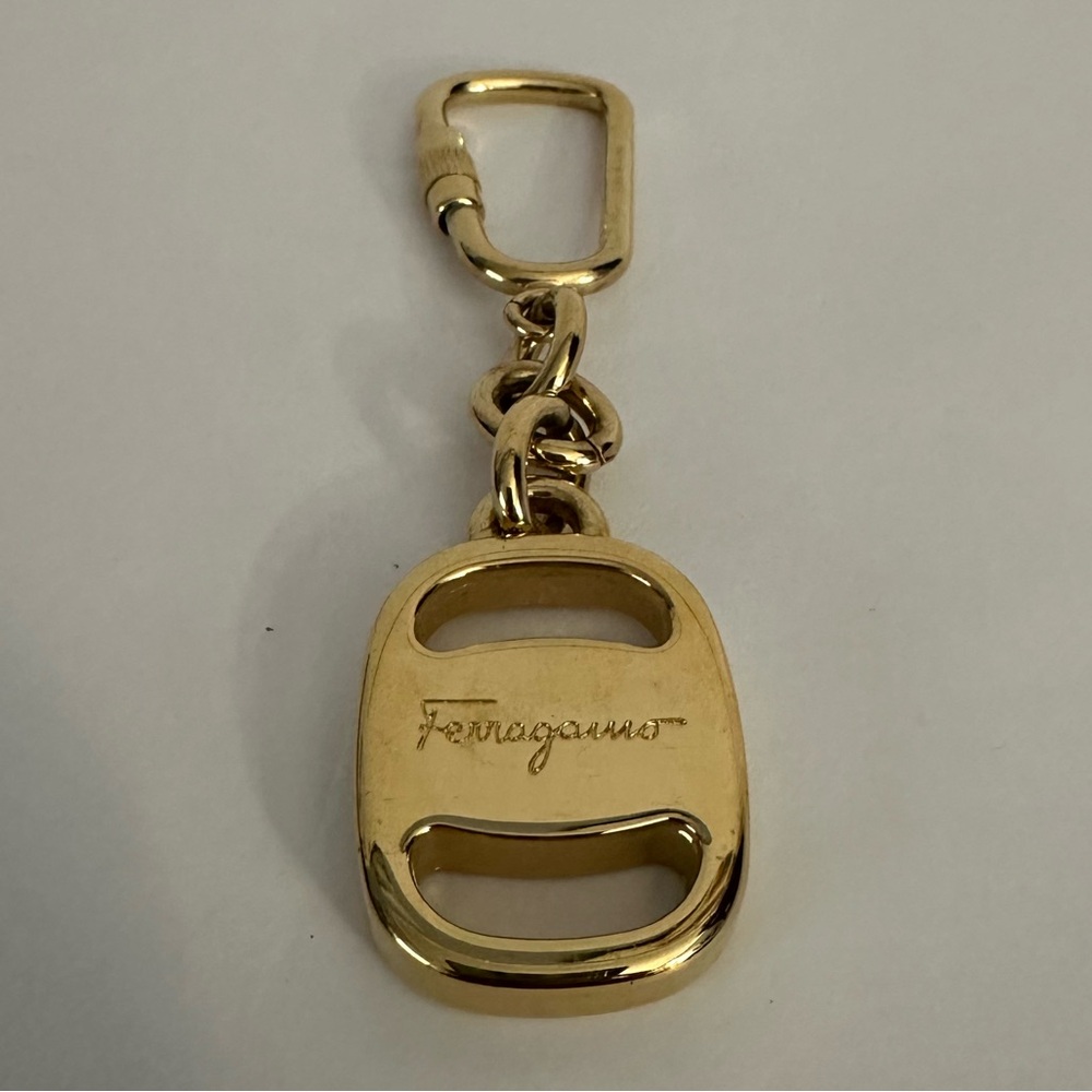 Salvatore Ferragamo Gold Tone Key Ring Bag Charm Vintage Made In Italy
